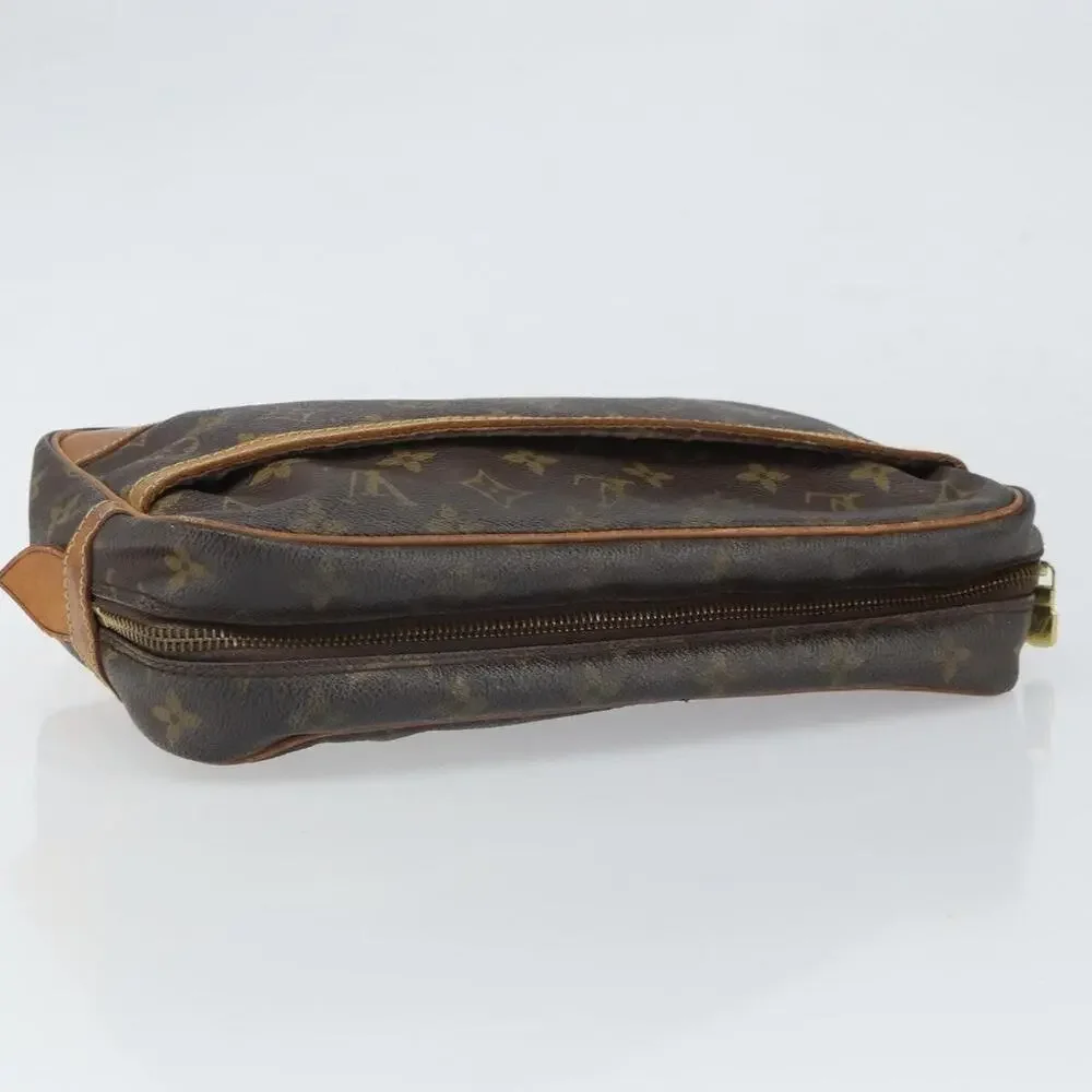 Louis Vuitton height width
